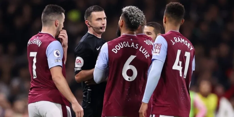 Soi Kèo Aston Villa Vs Arsenal Lúc 19h30 Ngày 6/12/2025 2 Chọn Xỉu thẻ sẽ mang lại cơ hội nhận thưởng