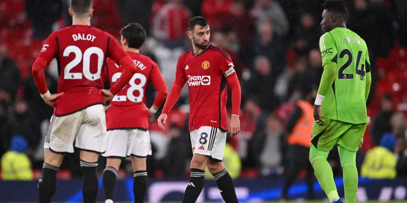 Soi Kèo Man United Vs AFC Bournemouth - 03h00 Ngày 15/12 3 Ưu tiên chọn Xỉu thẻ vì hai đội hạn chế va chạm